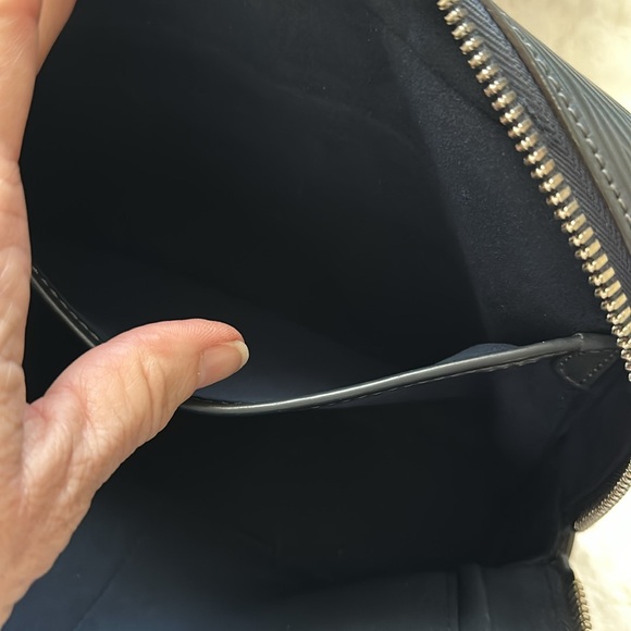 LOUIS VUITTON 💙 Epi leather OSRAY Navy/Silver wristlet blue suede int Authentic - Picture 10 of 16